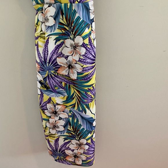 JLUXLabel Midi Tropical Floral Dress - Picture 7 of 7